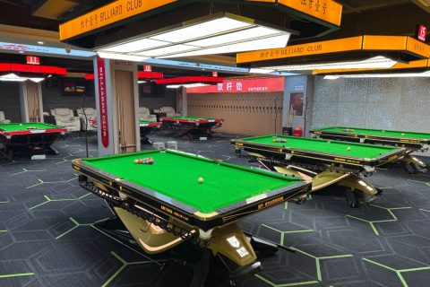 跨界开全独牙球房！还让年轻人通宵追“兰博金”？鹤壁这家球房赢麻了！