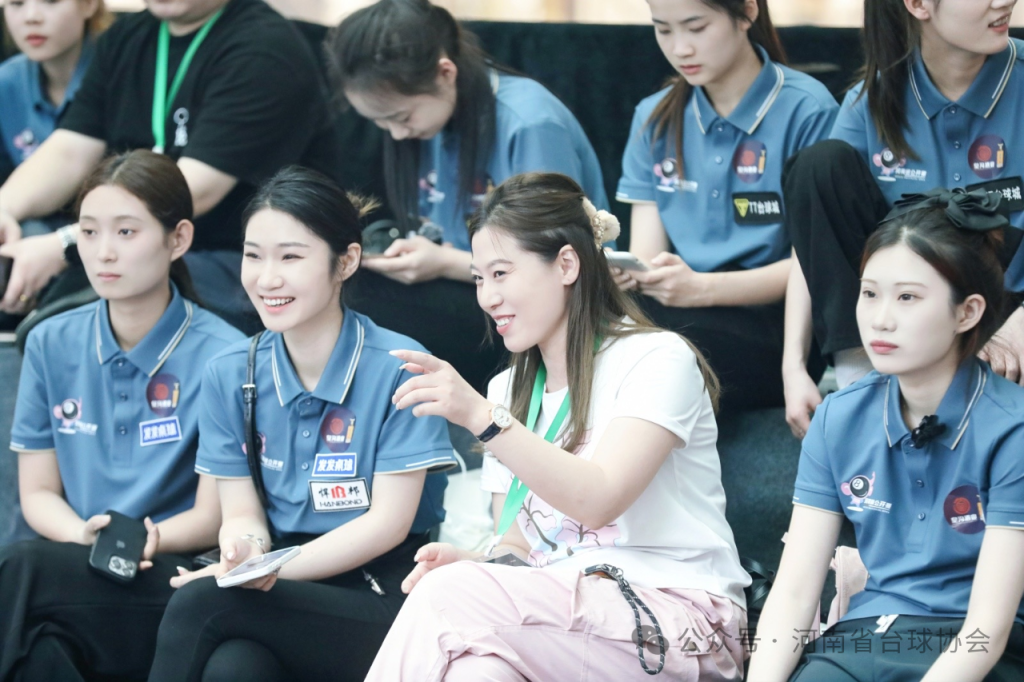 2024河南省全民健身大赛”“皇沟馥香”杯中式台球女子公开赛今日开杆