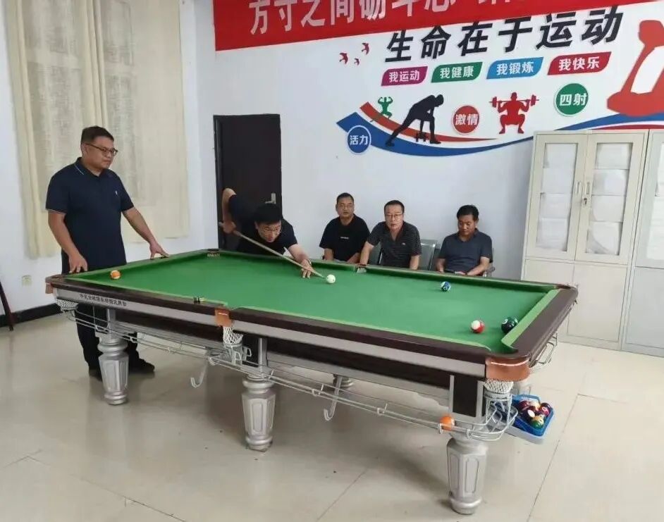 洛宁县罗岭乡以球会友聚合力